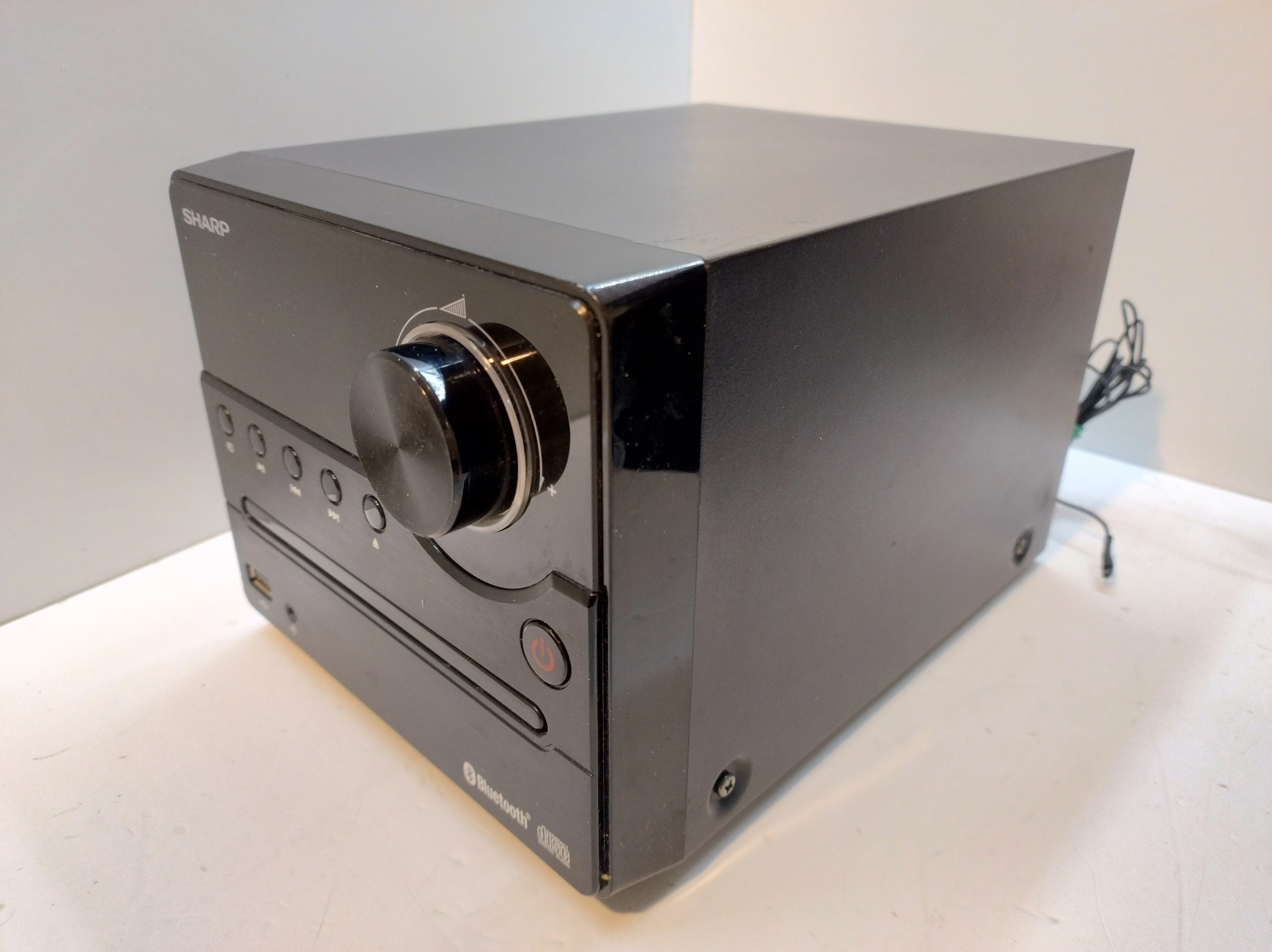 wieza-stereo-sharp-xl-b512br-fm-bluetooth-bn-rodzaj-odtwarzanych-nosnikow-226238-1