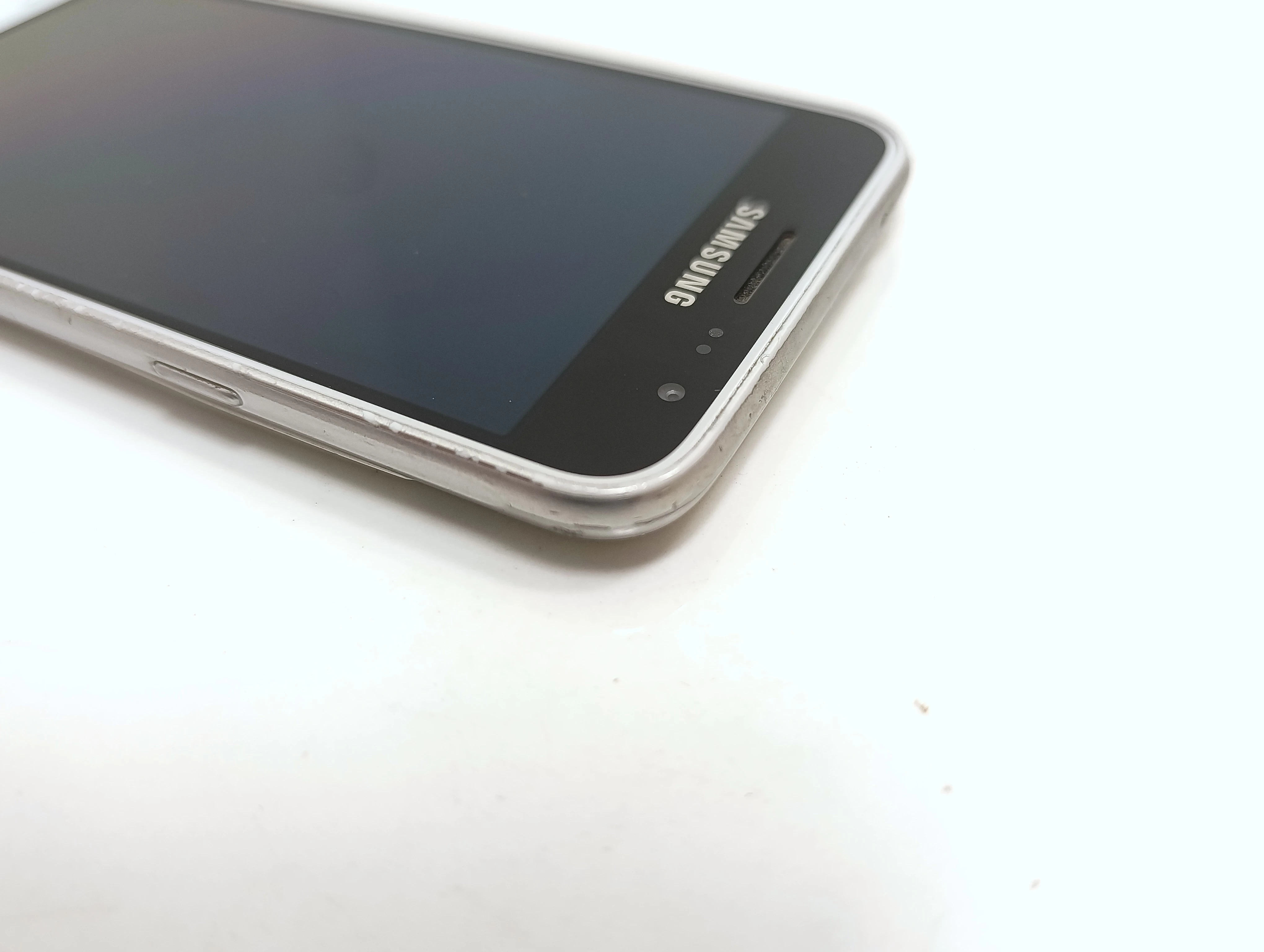 telefon-samsung-galaxy-j3-2016-158-gb-typ-202685-212929