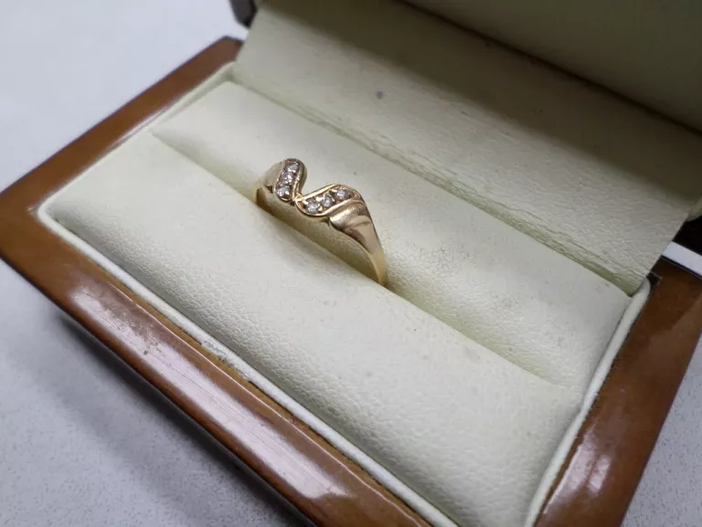 zloty-pierscionek-133585-stan-11323-2