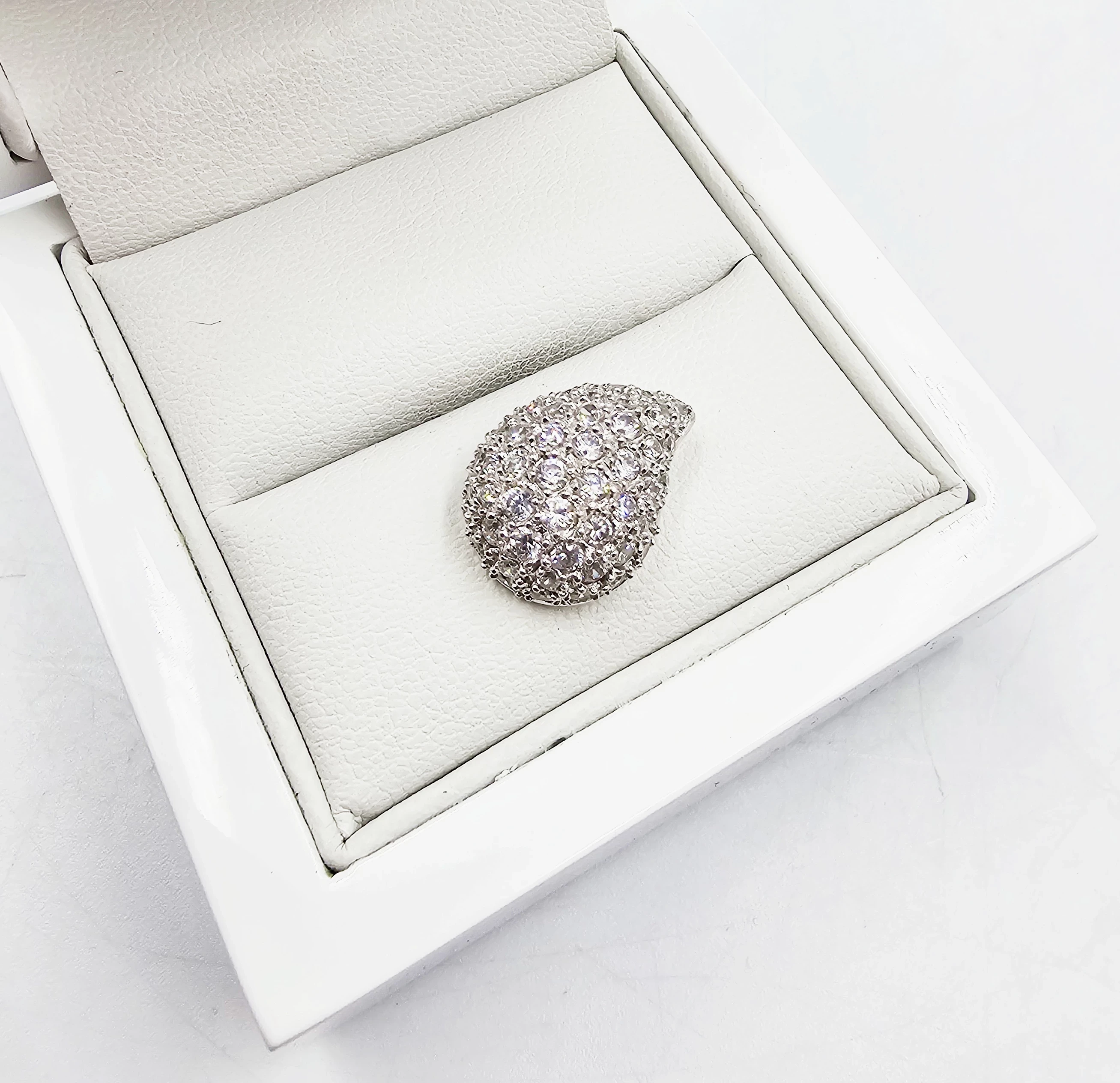 srebrna-zawieszka-z-cyrkoniami-255gr-p925-stan-11323-2