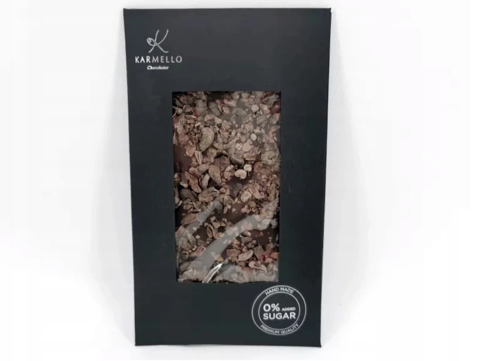 czekolada-ciemna-bez-dodatku-cukru-dekorowana-ziarnem-kakaowca-hubska-82-wroclaw