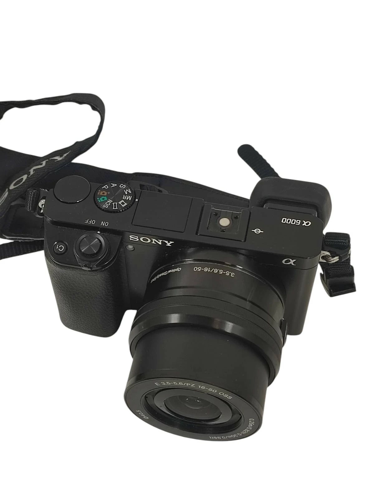 aparat-z-wymienna-optyka-sony-alpha-a6000-obiektyw-e-35-56-pz-16-50-w-zestawie-814-1