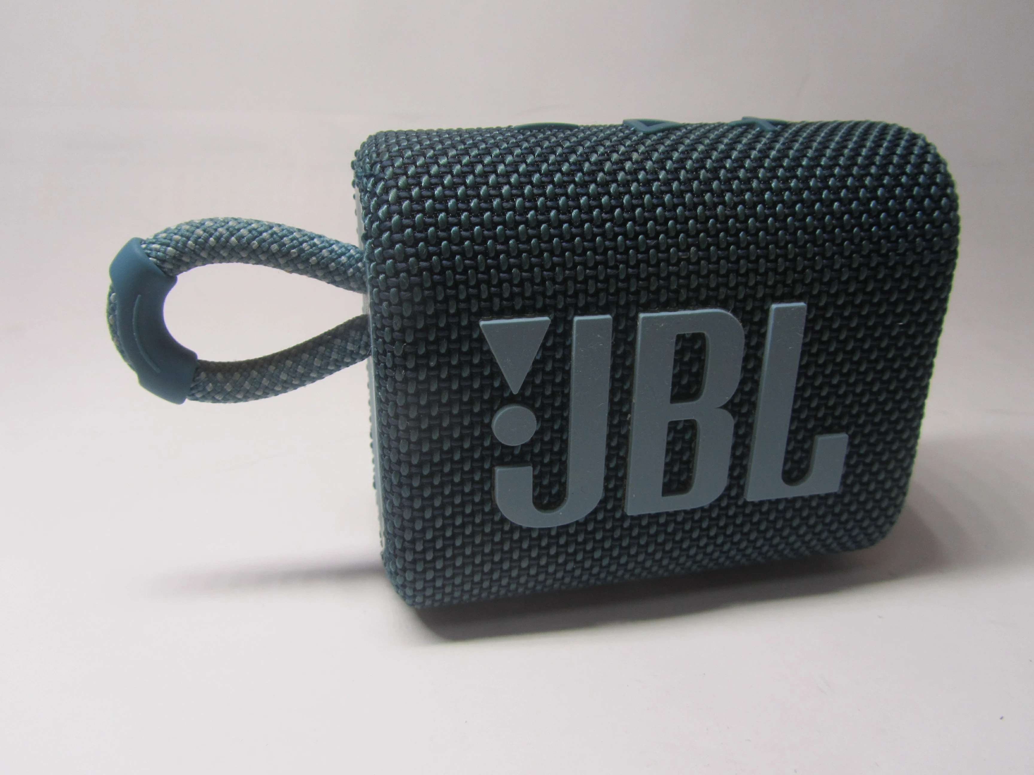 glosnik-jbl-go-3-moc-420