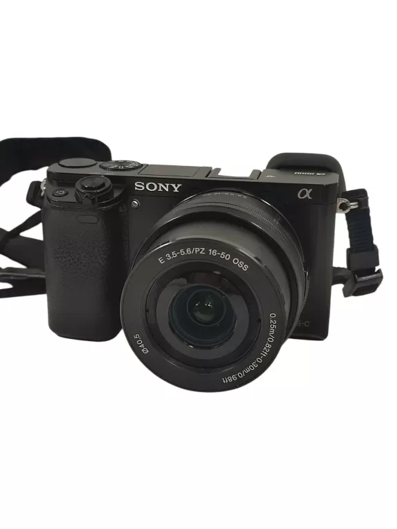 aparat-z-wymienna-optyka-sony-alpha-a6000-obiektyw-e-35-56-pz-16-50-rozmiar-matrycy-206882-228774