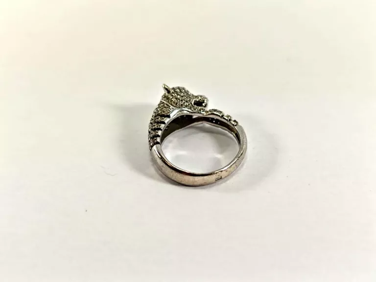 srebrny-pierscionek-925-550-g-rozmiar-16-kamien-17088-4194304