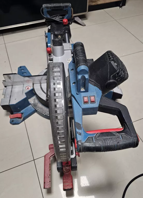 pila-ukosnica-erbauer-emis305s-1800w-305mm-srednica-tarczy-30500