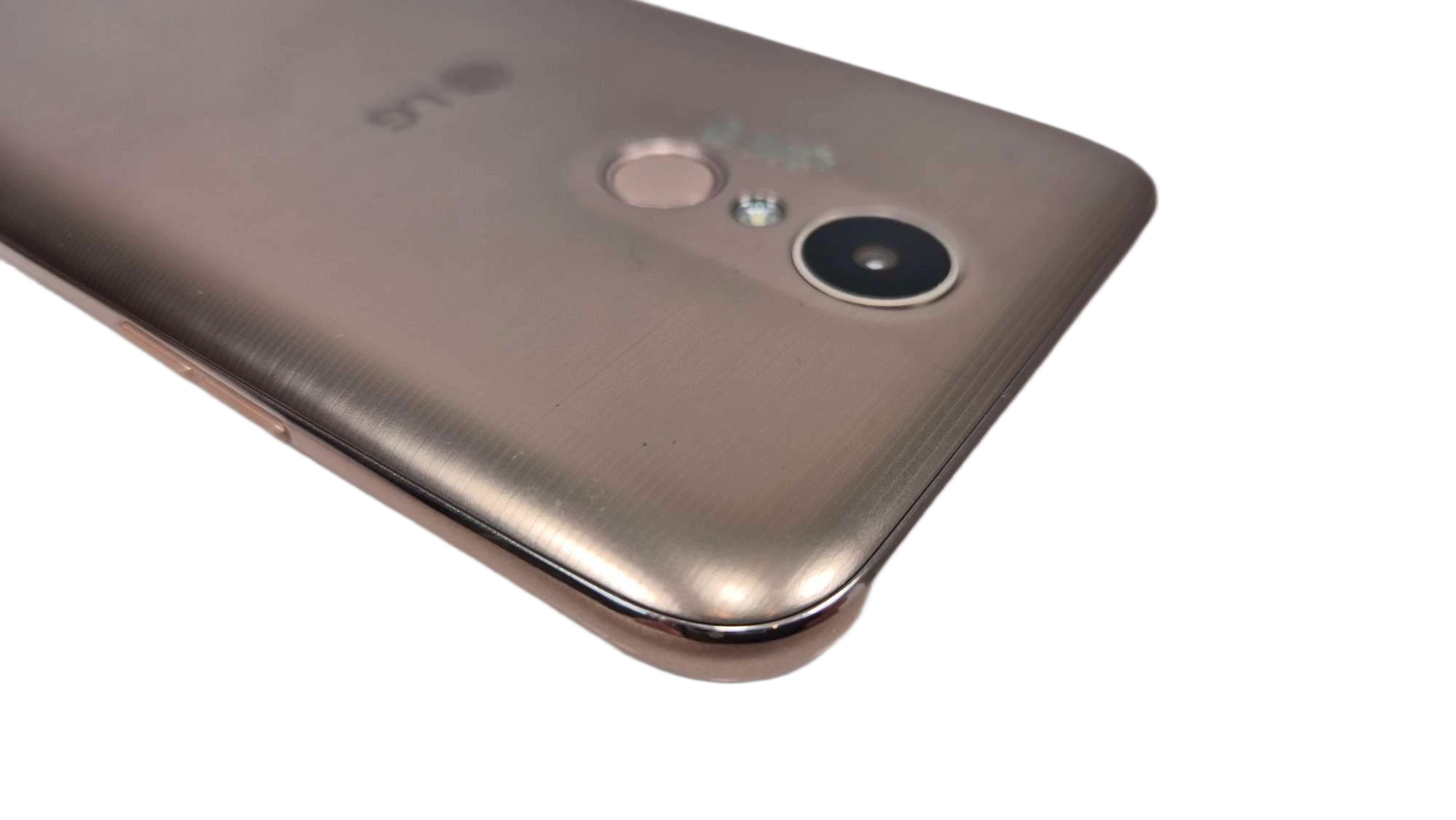 telefon-lg-k10-2017-przekatna-ekranu-530