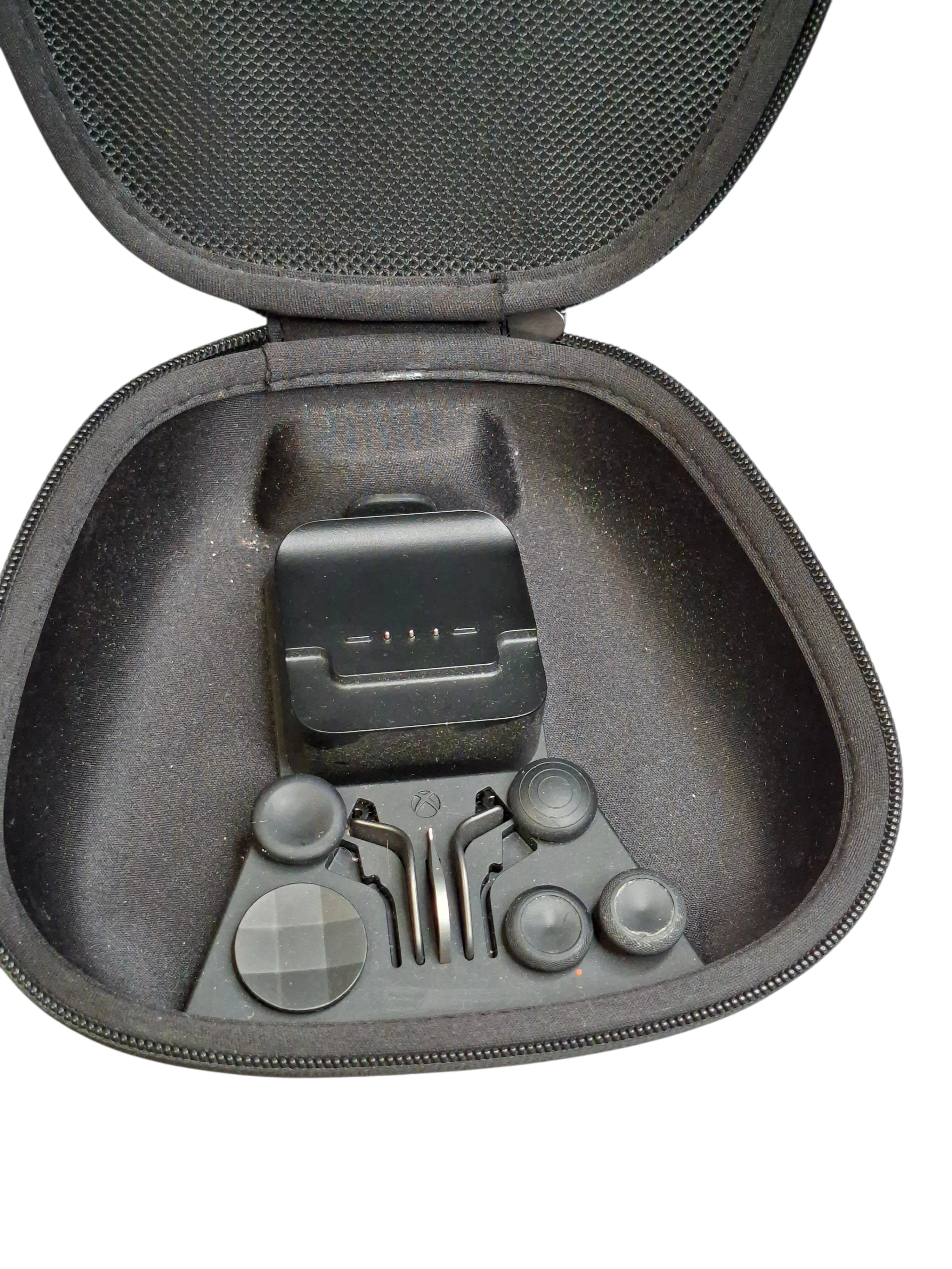 konsola-microsoft-xbox-series-x-1tb-pad-elite-series-2-ean-gtin-889842388350