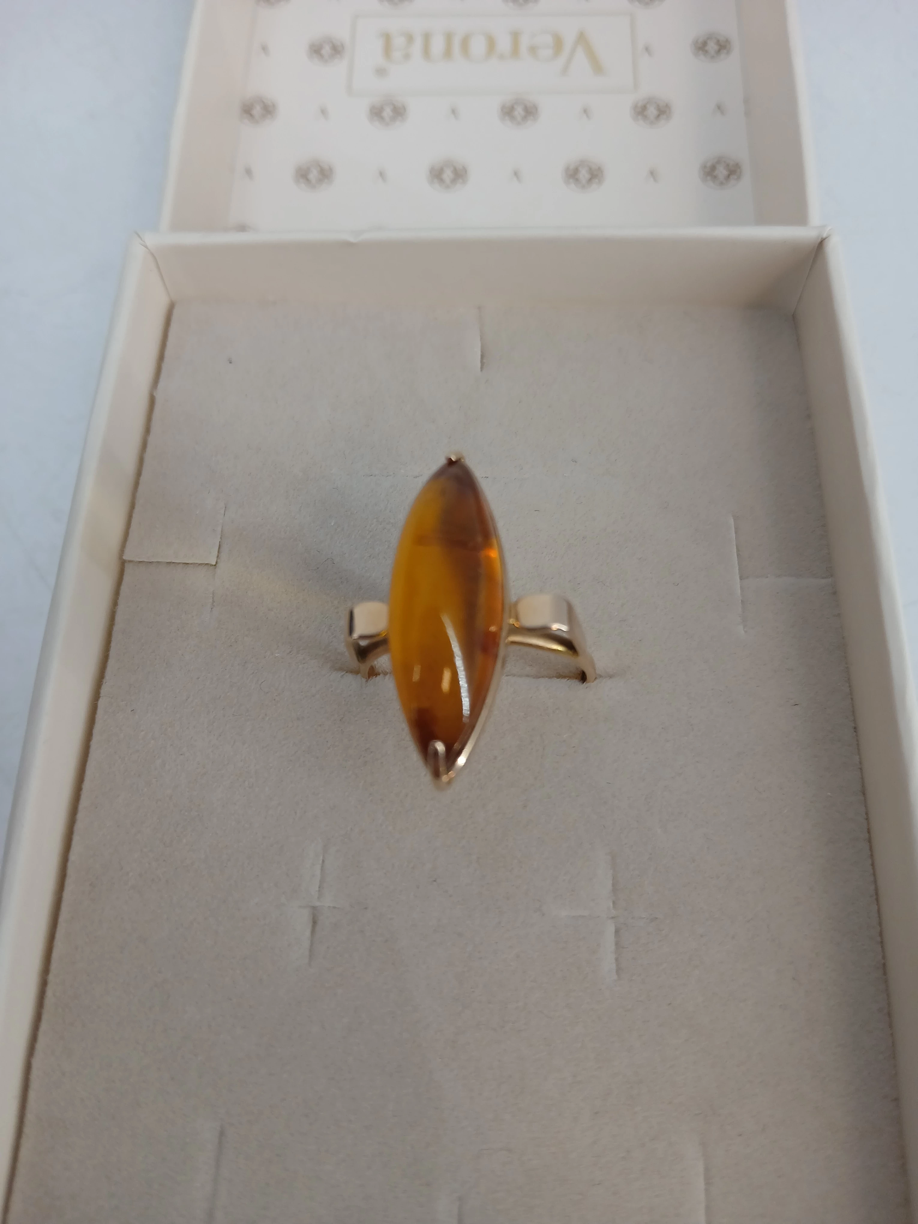 zloty-pierscionek-z-bursztynem-pr-585-w358g-r17-mickiewicza-12f-sj-morag