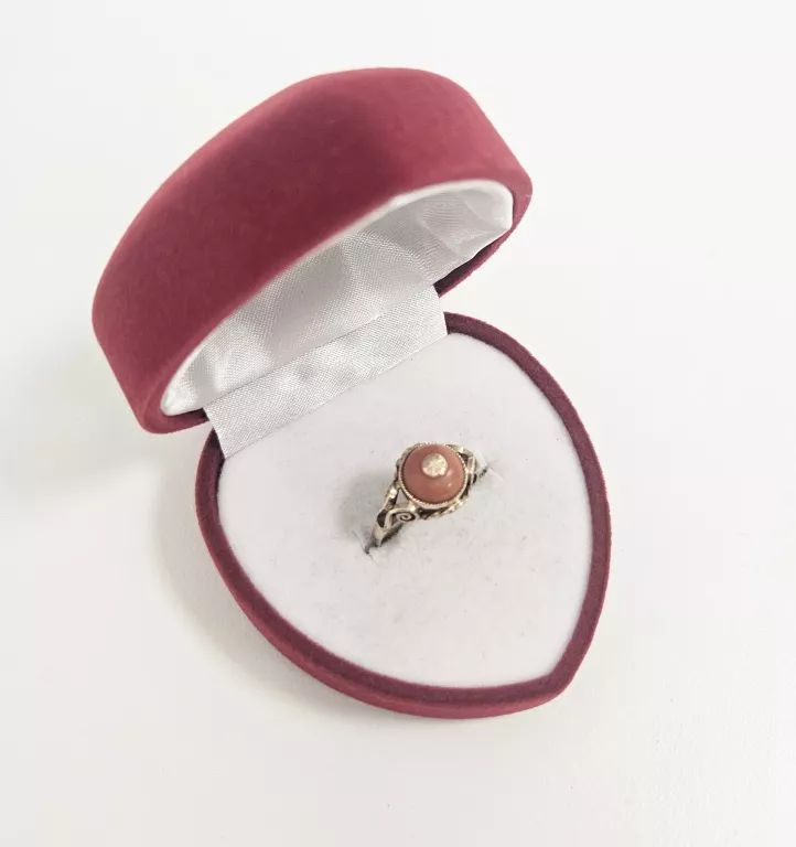 wyrob-jubilerski-uzywany-zloty-pierscionek-z-koralem-585281g-ean-gtin-5900025228081