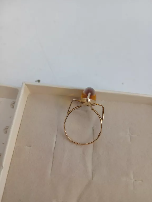 zloty-pierscionek-z-bursztynem-pr-585-w358g-r17-kamien-17088-4