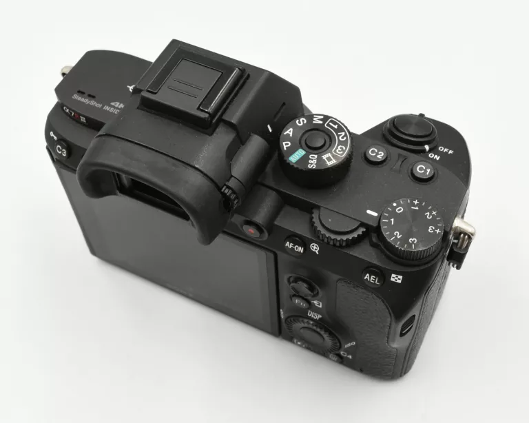 sony-alpha-a7r-iii-czarny-body-ilce-7rm3-rozdzielczosc-2420
