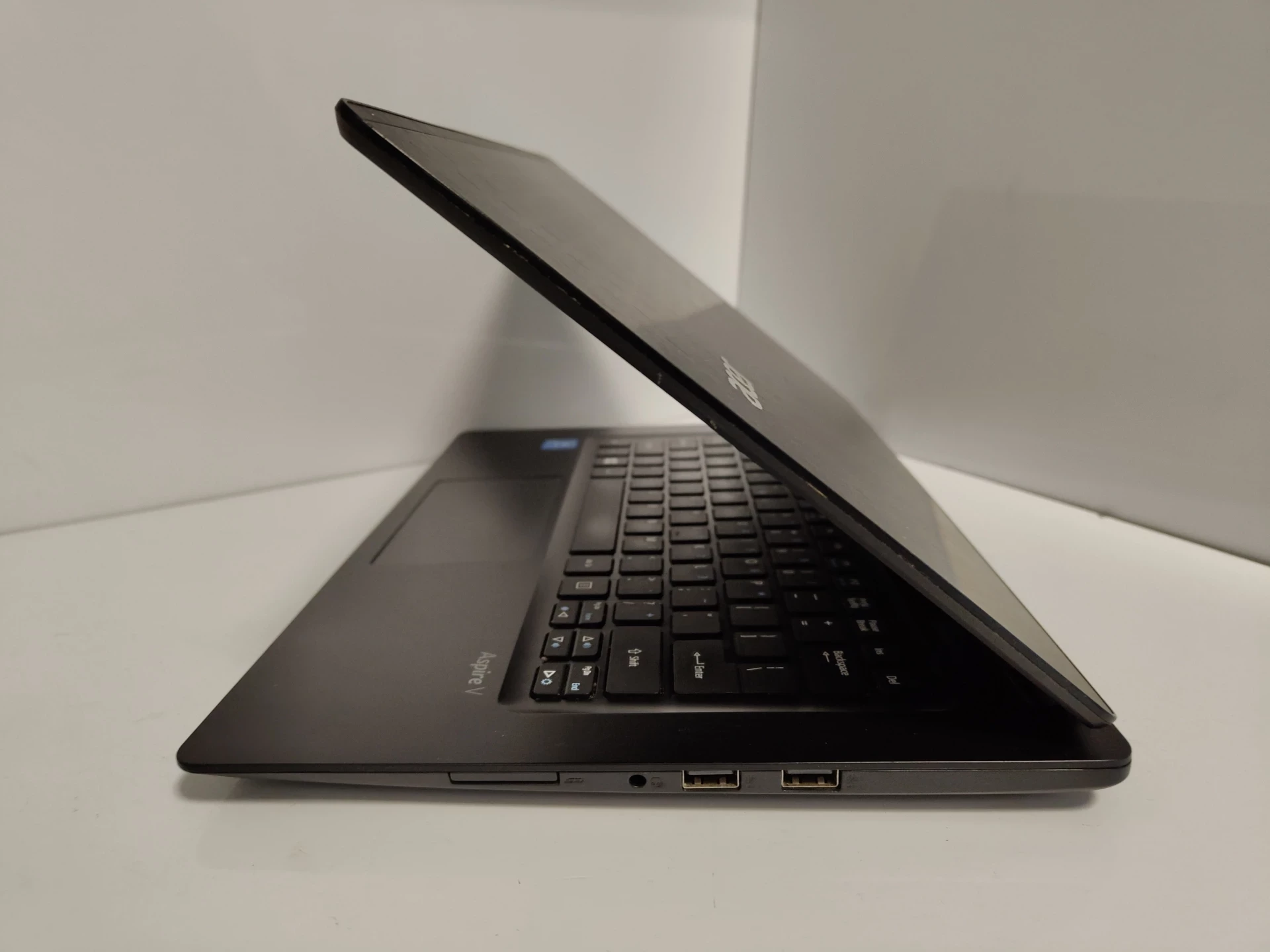 laptop-14-acer-aspire-v3-372-intel-pentium-4405-8gb-240ssd-fhd-liczba-rdzeni-procesora-4329-2