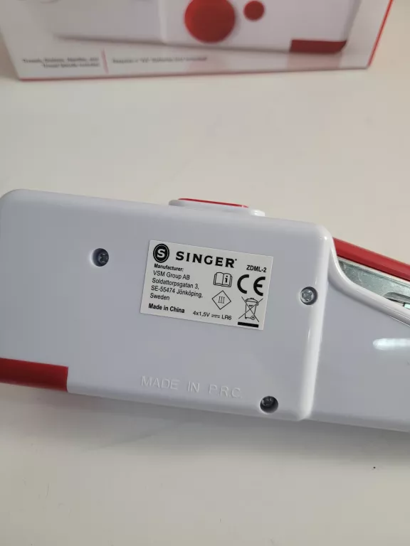 maszyna-do-szycia-singer-mini-5587-komplet-stan-11323-2