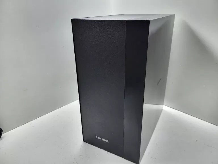 soundbar-samsung-hw-j450-sklad-zestawu-229669-1