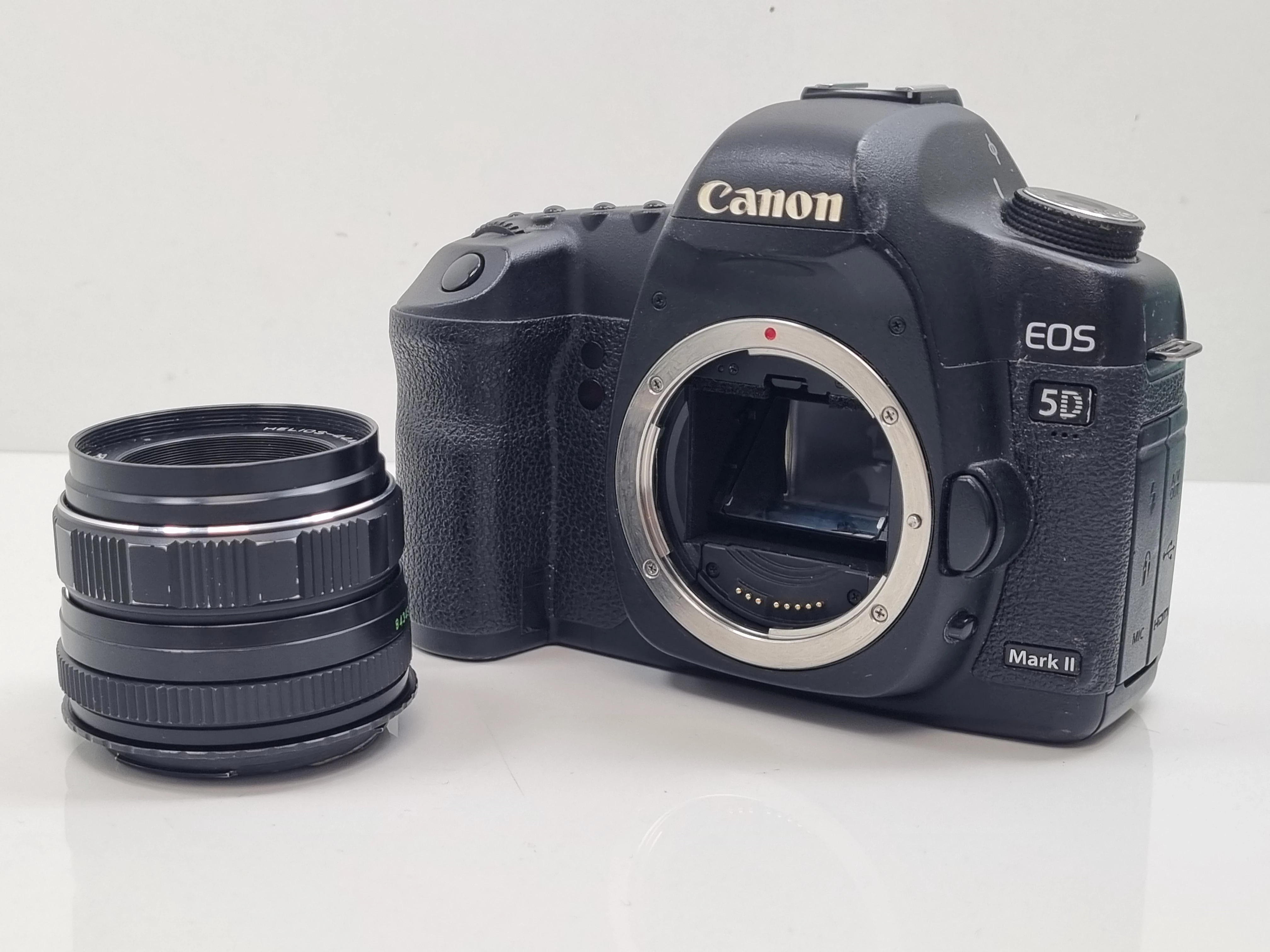lustrzanka-canon-eos-5d-mark-ii-body-obiektyw-helios-44-2-58-mm-marszalkowska-85-warszawa