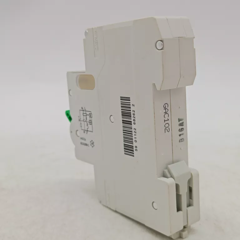 wylacznik-roznicowopradowy-gacia-b-16a-pl8ht-stan-11323-2