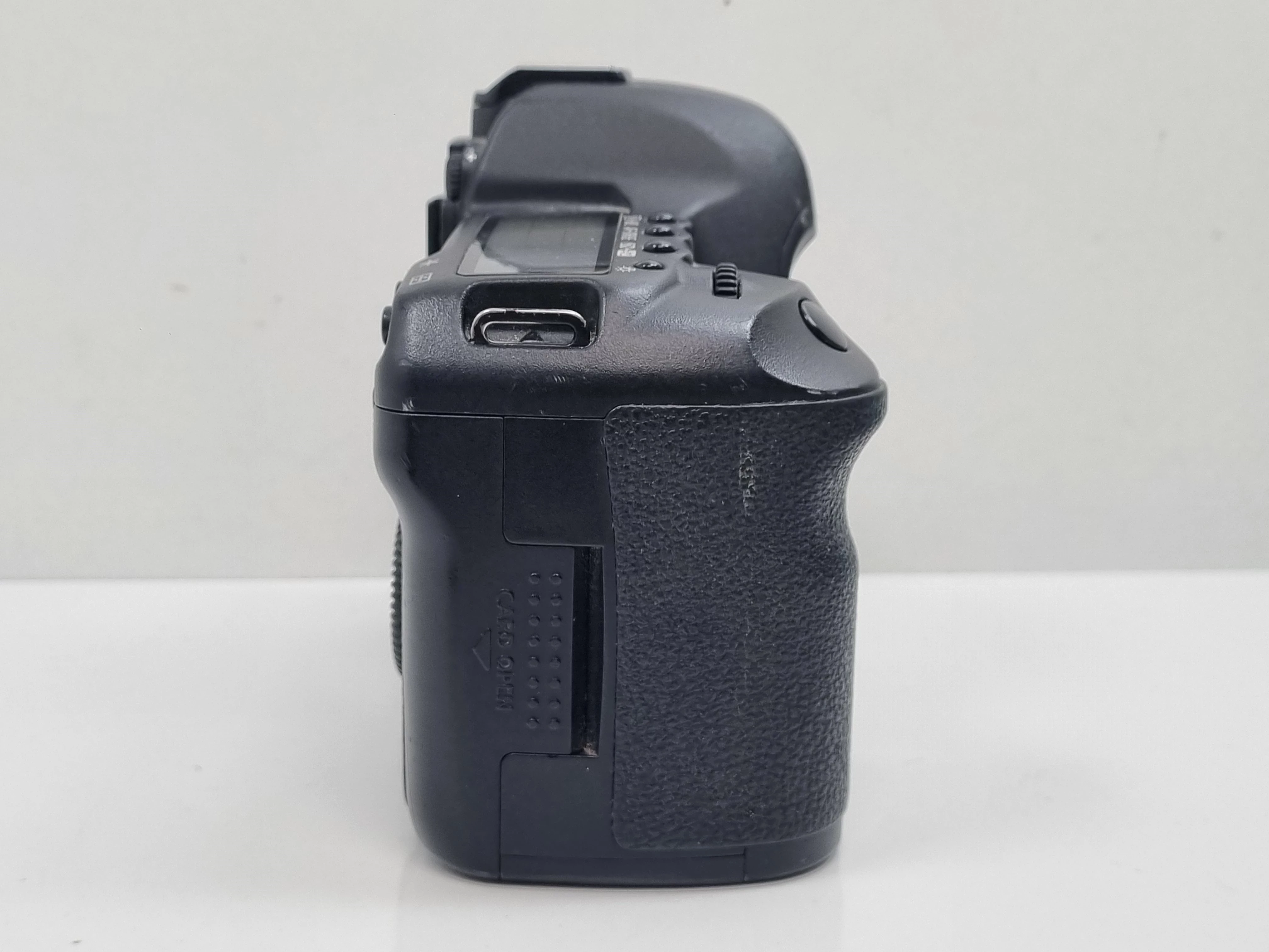 lustrzanka-canon-eos-5d-mark-ii-body-obiektyw-helios-44-2-58-mm-w-zestawie-814-1