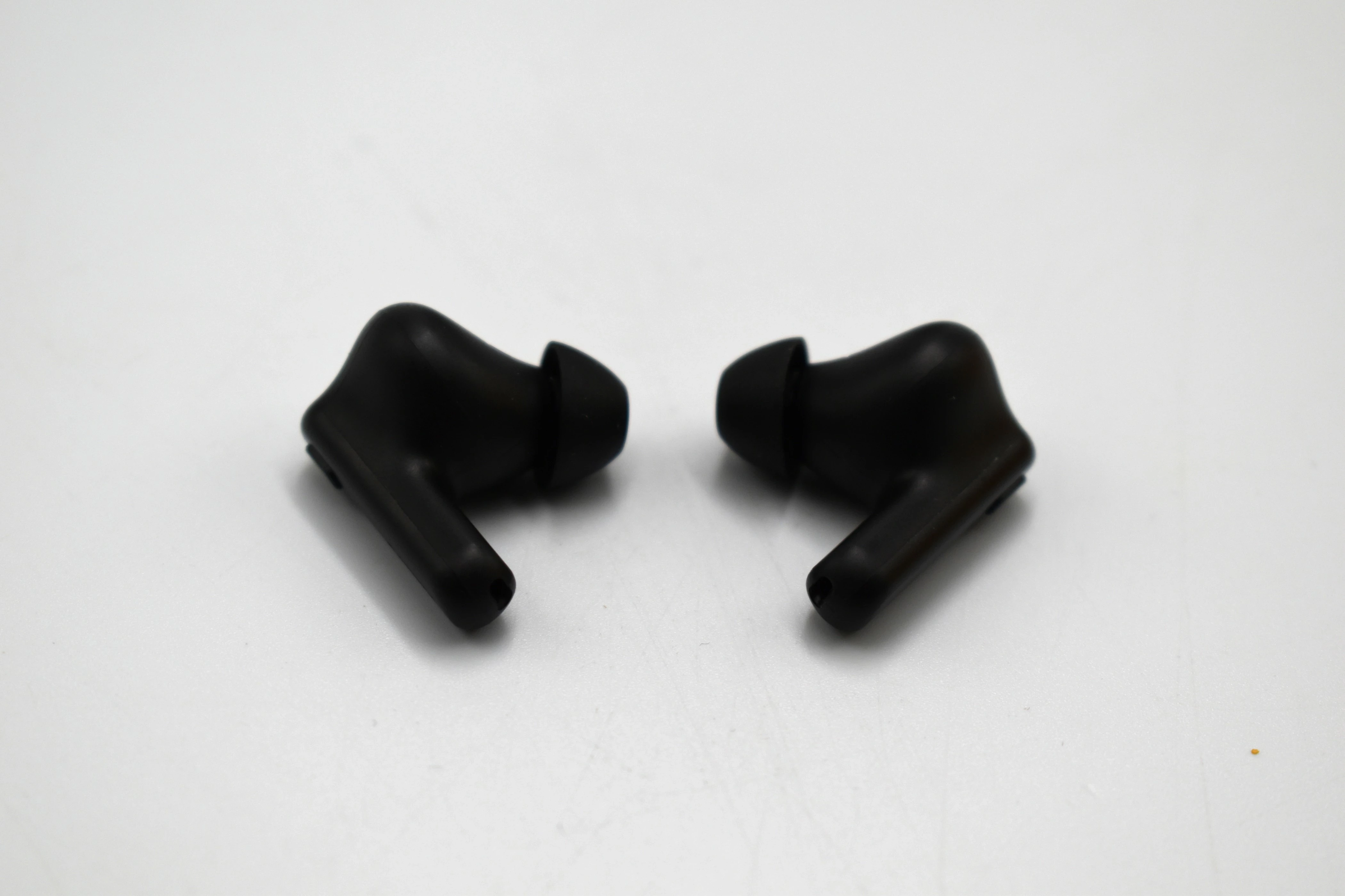 sluchawki-dokanalowe-philips-tat1108bk-model-tat1108bk