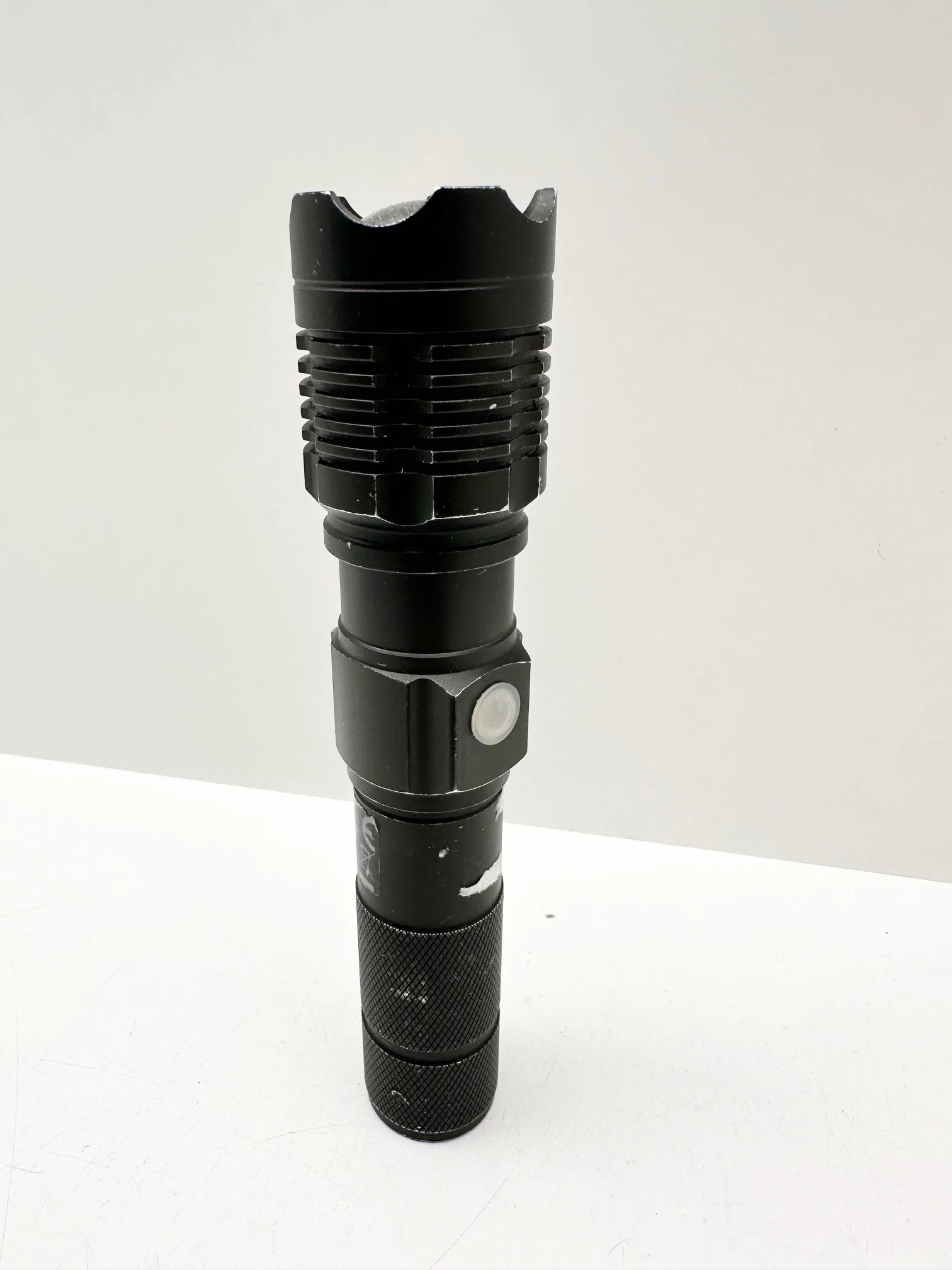 latarka-led-na-usb-c-pilsudskiego-86-wroclaw