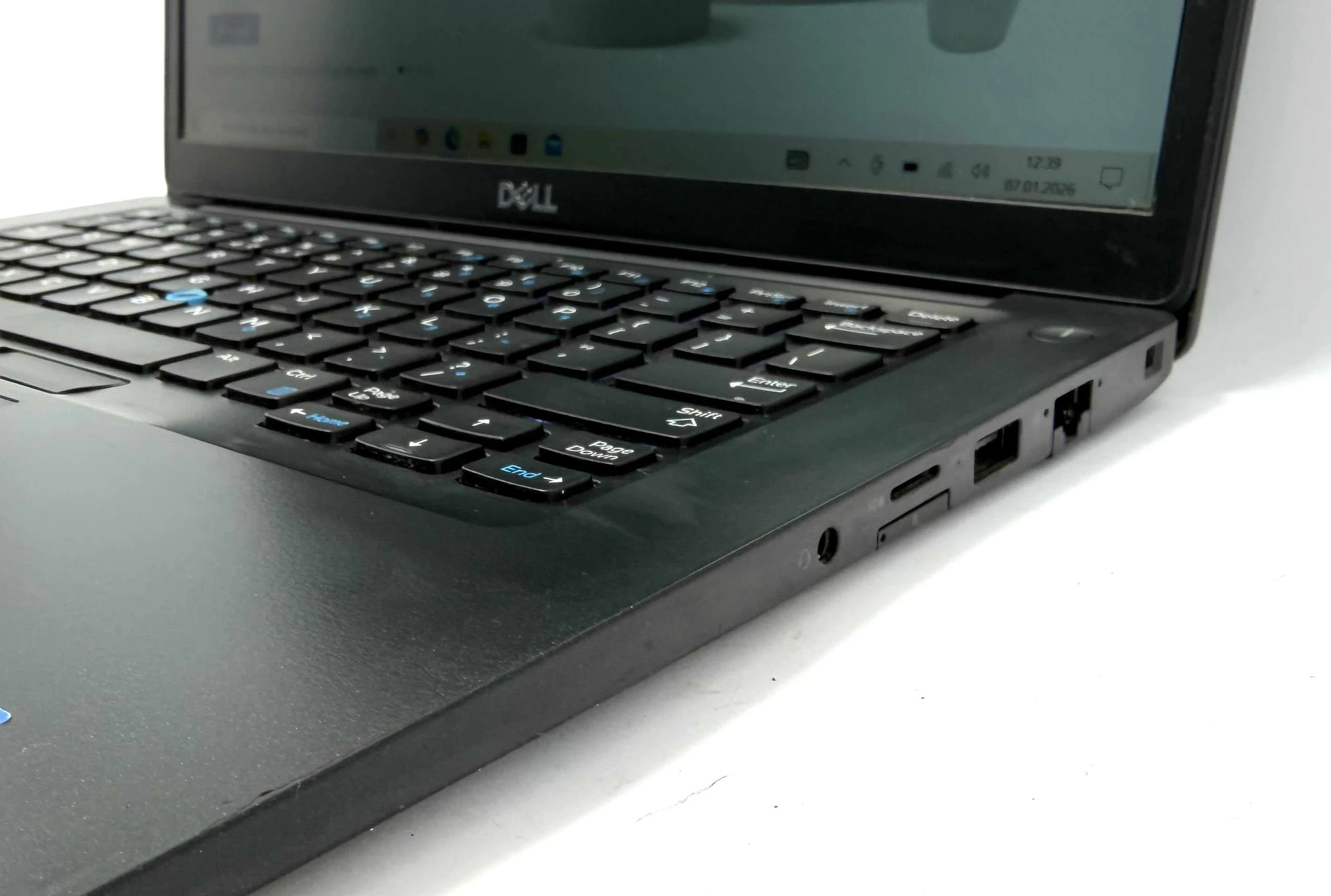 laptop-dell-latitude-7490-i5-7300-8256gb-pojemnosc-dysku-256