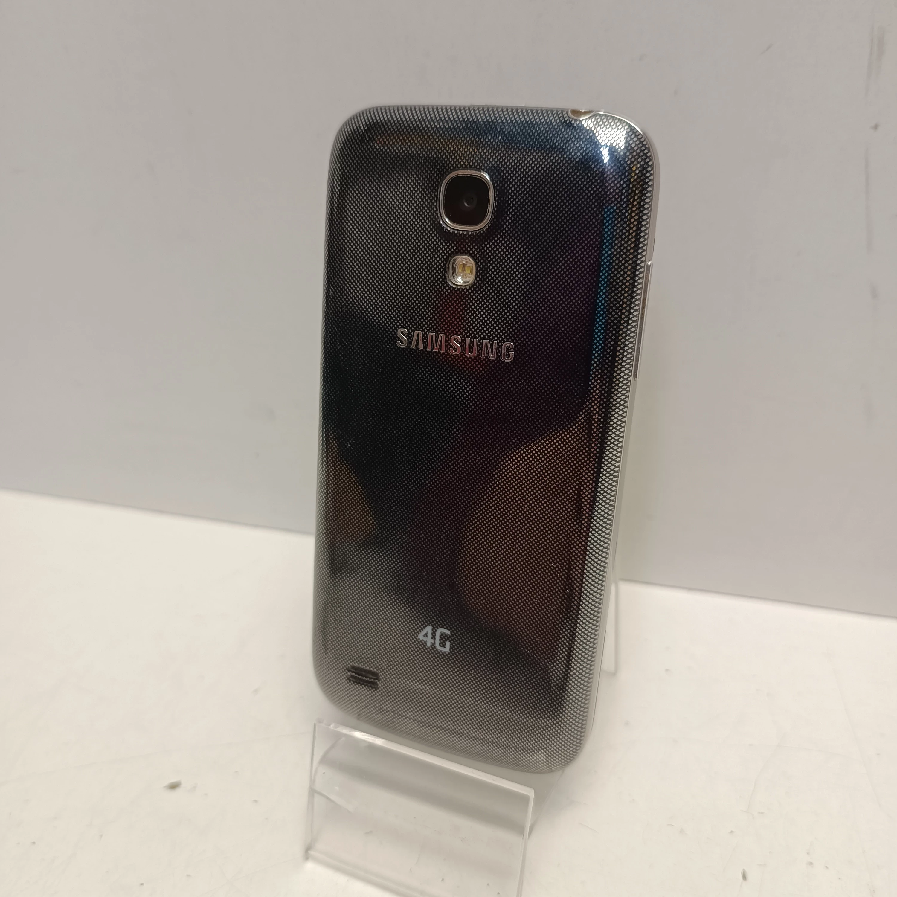 telefon-samsung-s4-galaxy-mini-gt-i9195t-kod-producenta-gt-i9195zkaxeo