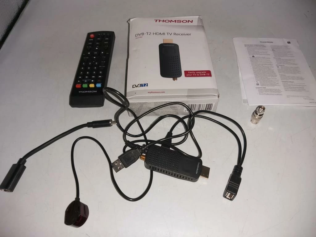 dekoder-dvb-t2-thomson-tht82-82-pudelko-slowackiego-17-katowice