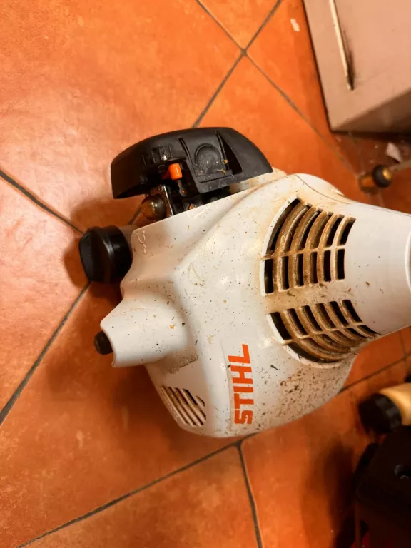 kosa-spalinowa-stihl-fs-38-zasilanie-209202-1769278