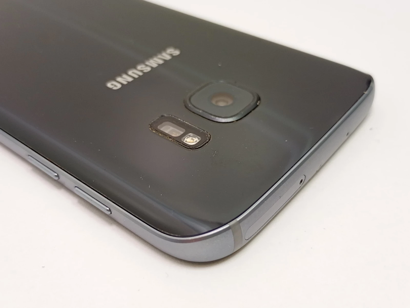 telefon-samsung-galaxy-s7-432gb-typ-202685-212929