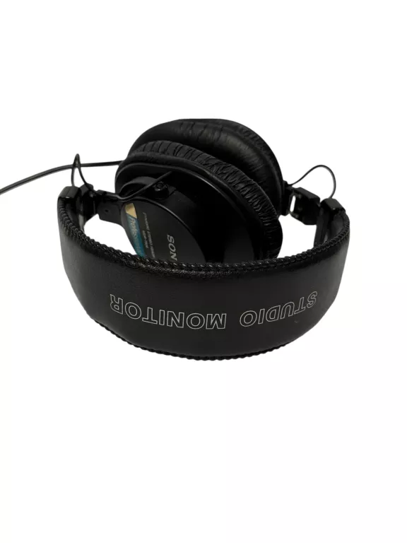 sluchawki-sony-mdr-7506-kolor-dominujacy-129357-3