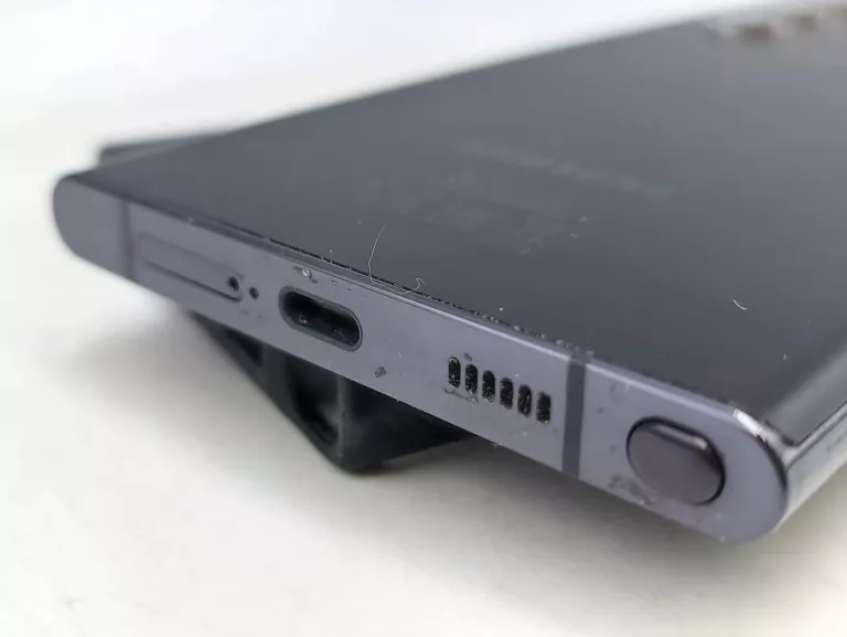 samsung-galaxy-s22-ultra-8128gb-stan-11323-2