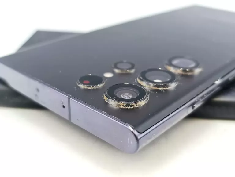 samsung-galaxy-s22-ultra-8128gb-przekatna-ekranu-680