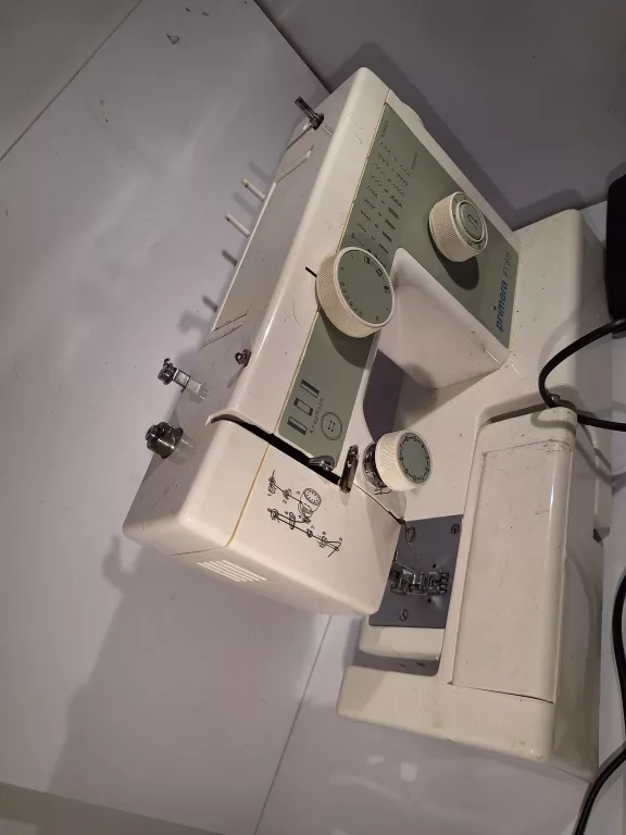 maszyna-do-szycia-singer-8280-material-204061-218929