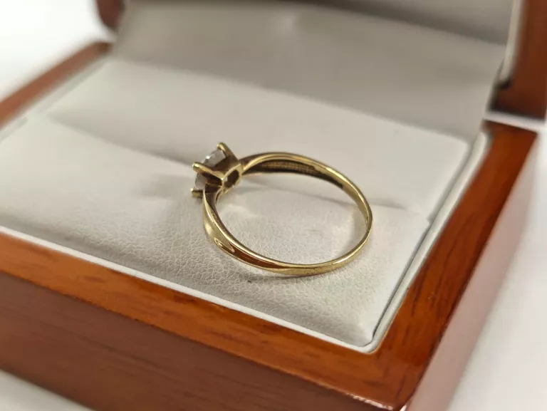 zloty-pierscionek-333-149-g-rozmiar-17-material-15835-2