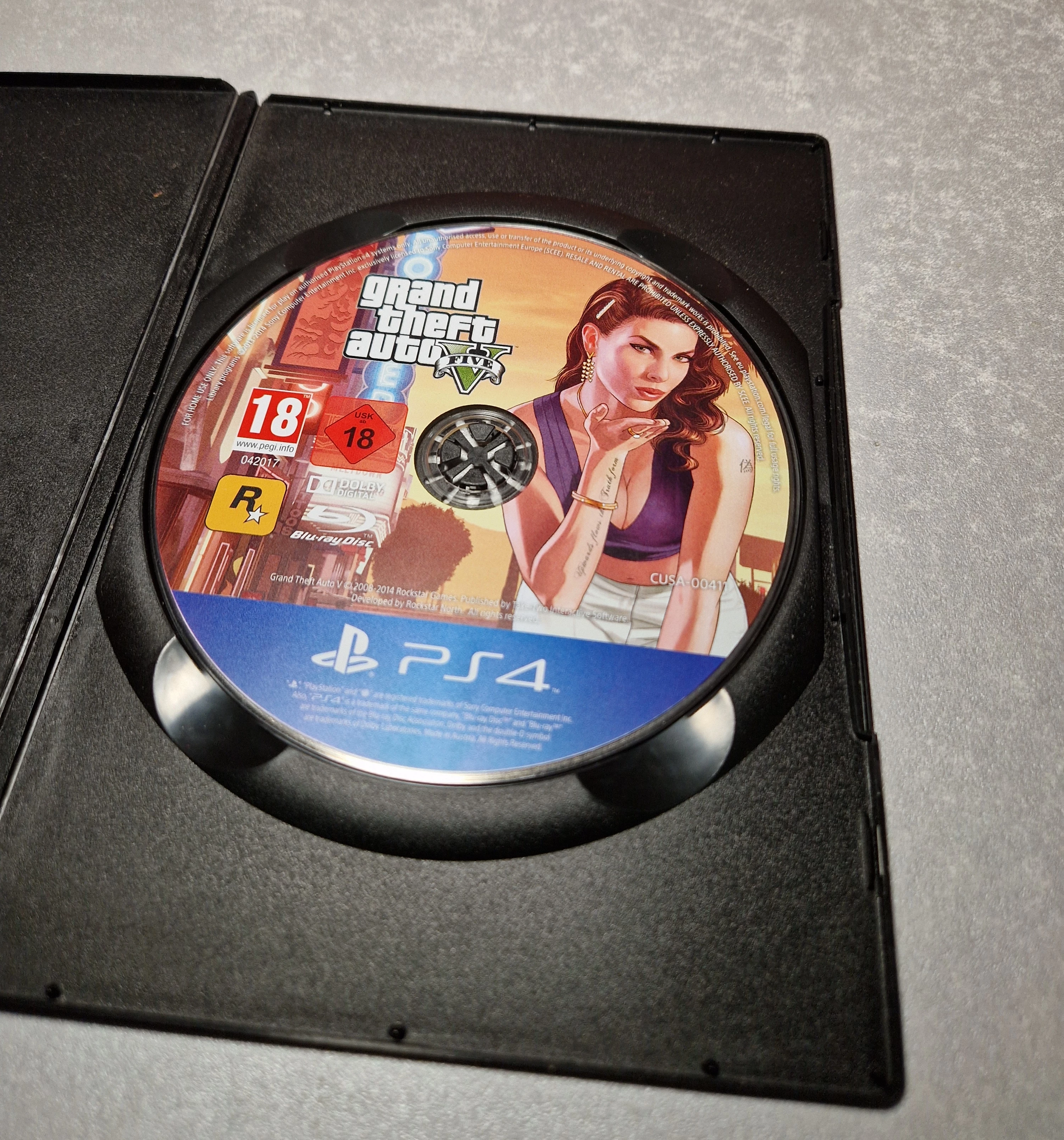 gra-na-ps4-gta-v-pudelko-zastepcze-emilii-gierczak-35-szczecin-rs