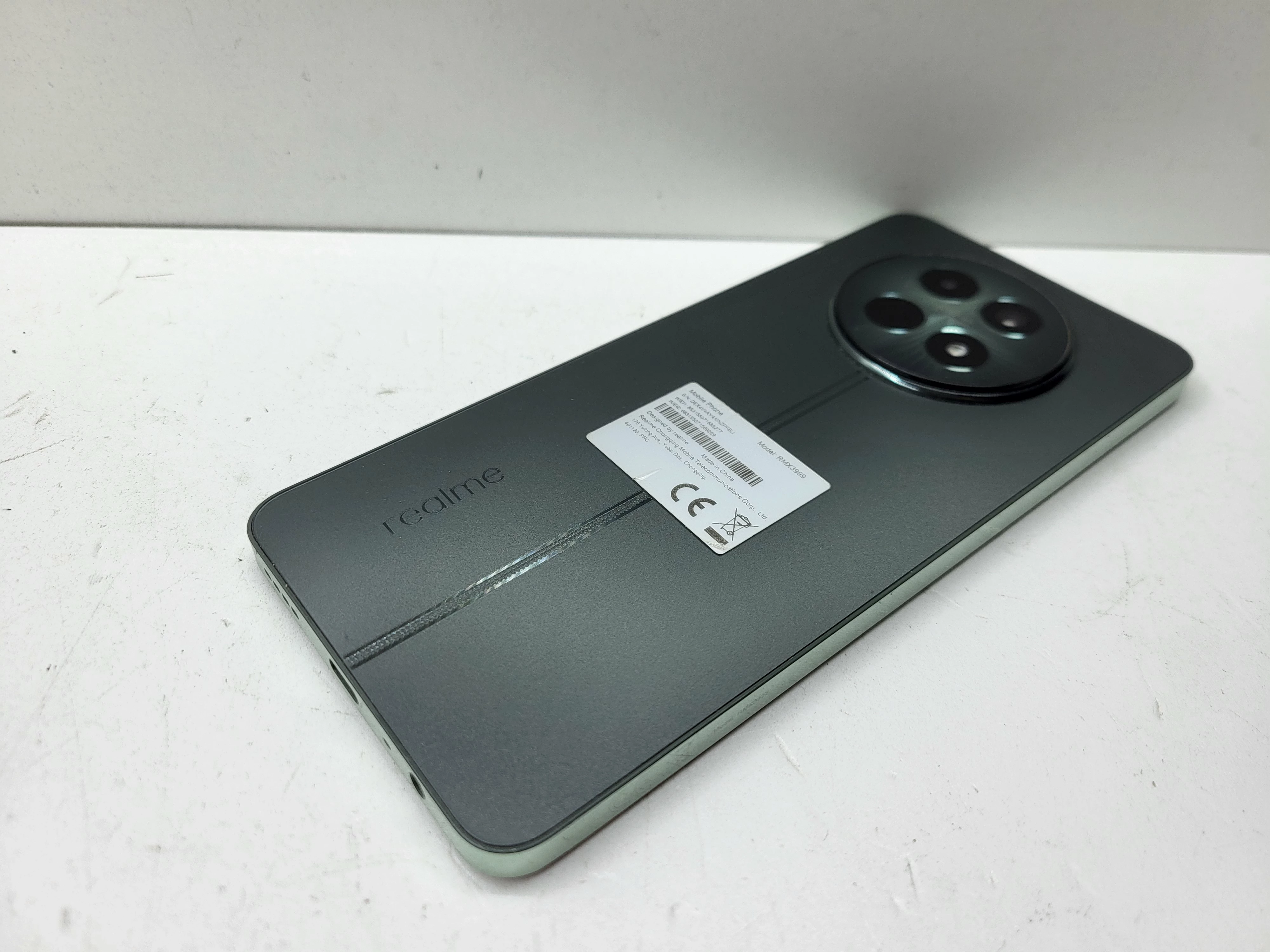 telefon-realme-12-5g-pojemnosc-akumulatora-5000