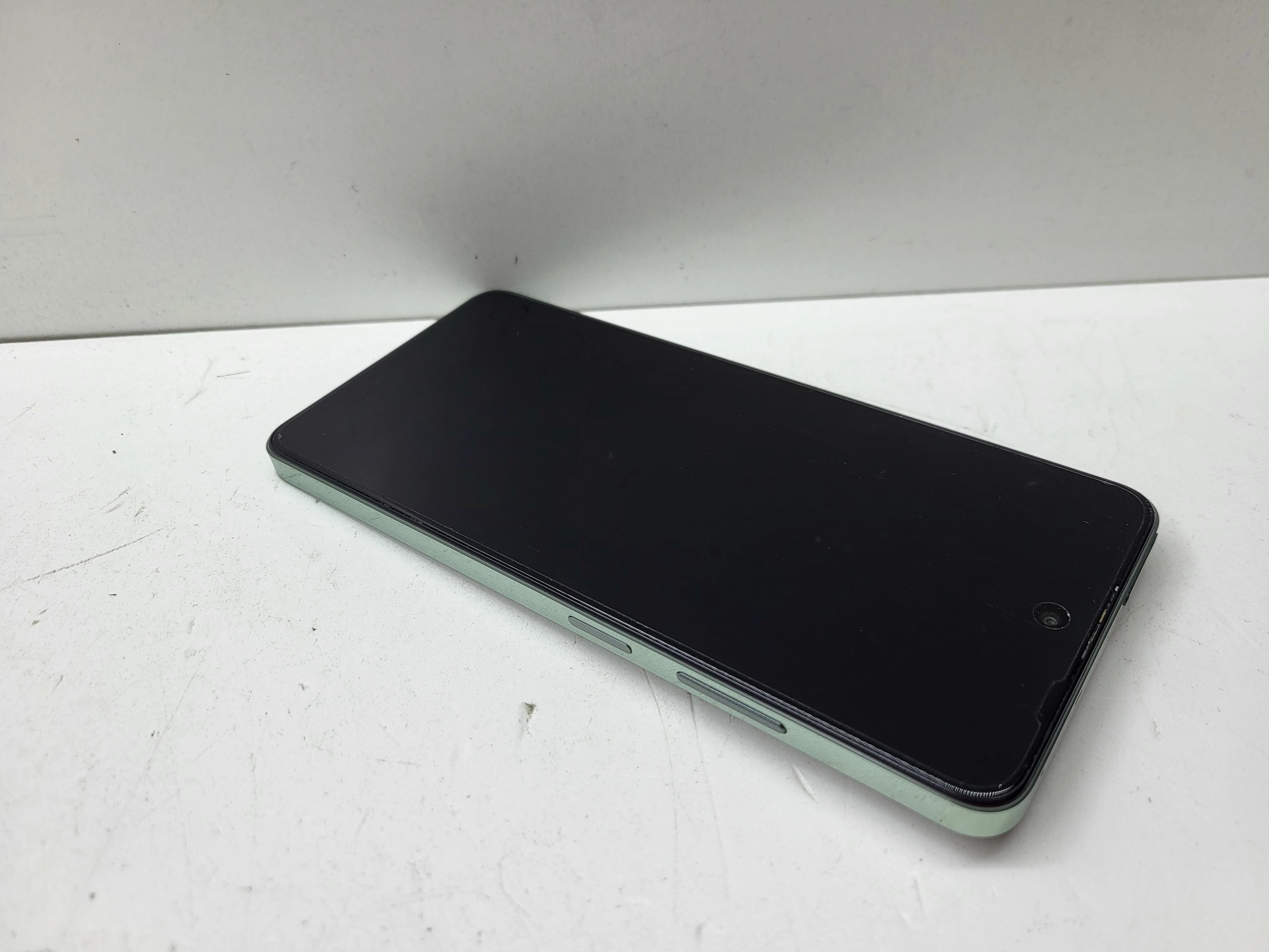 telefon-realme-12-5g-typ-202685-212929