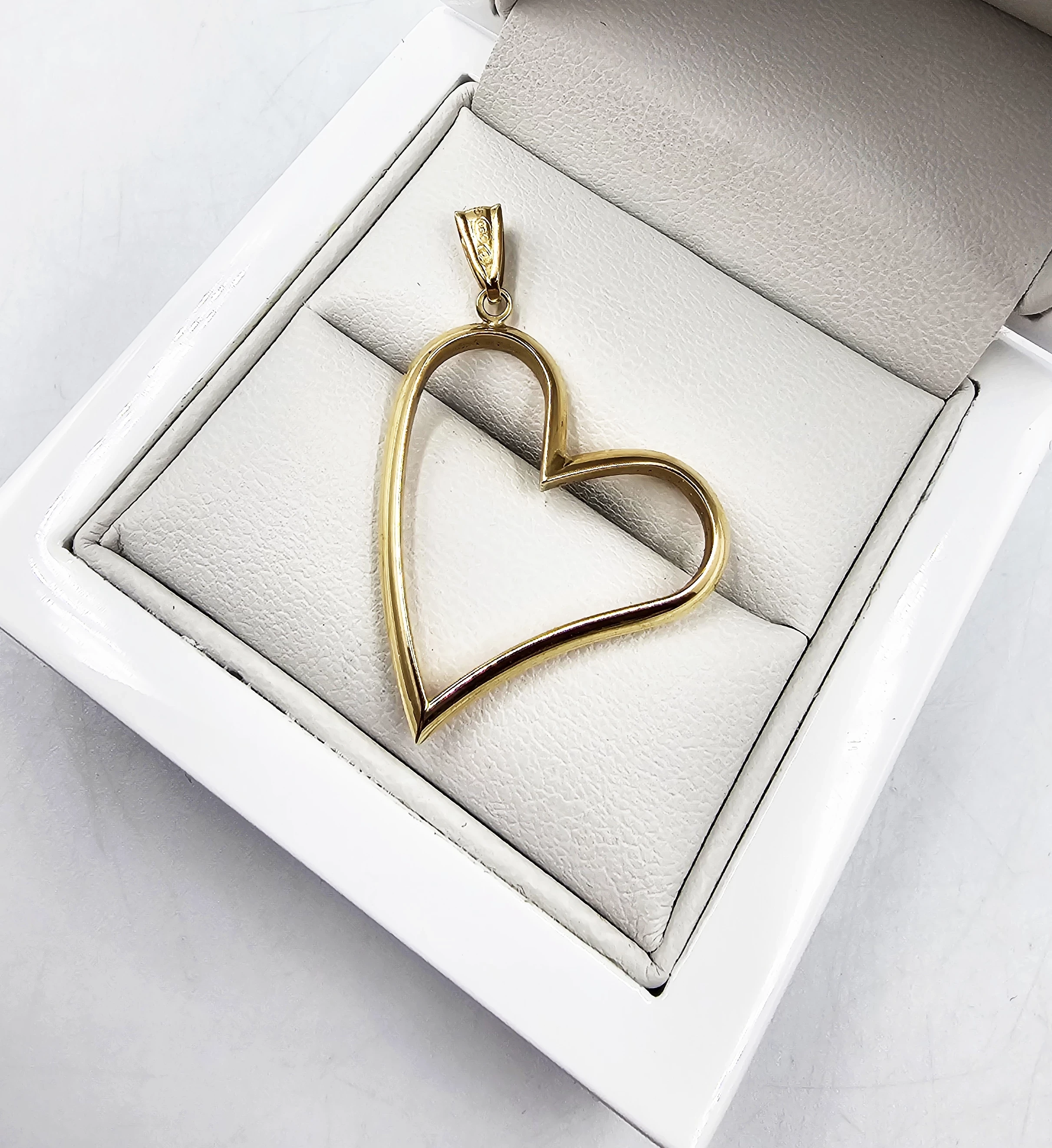 zlota-zawieszka-ksztalt-serduszko-116gr-p585-stan-11323-2