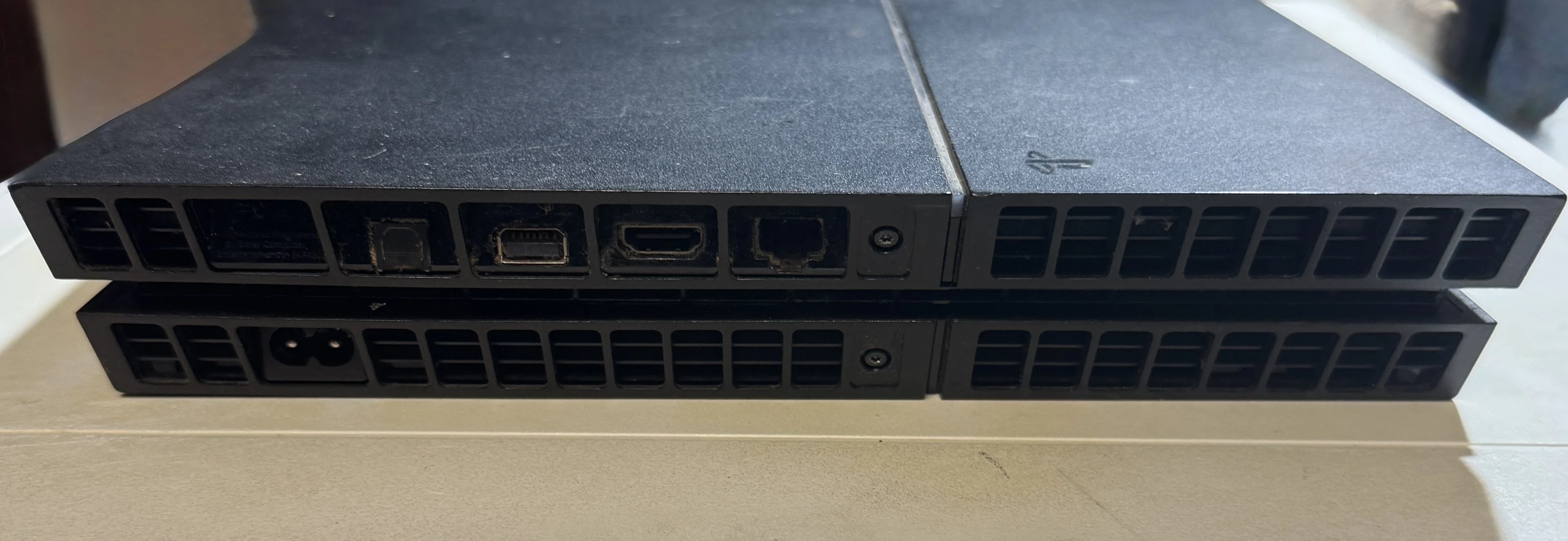 konsola-ps4-cuh-1216b-pad-zas-stan-11323-2