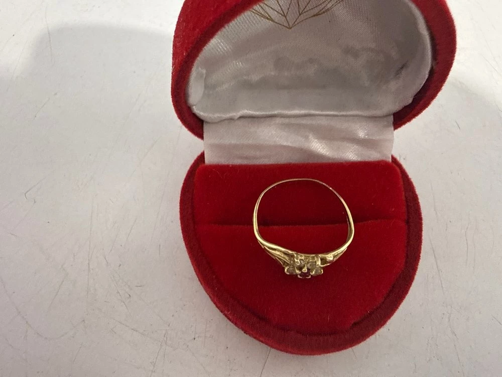 pierscionek-z-oczkiem-proba-585-waga-105-stan-11323-2