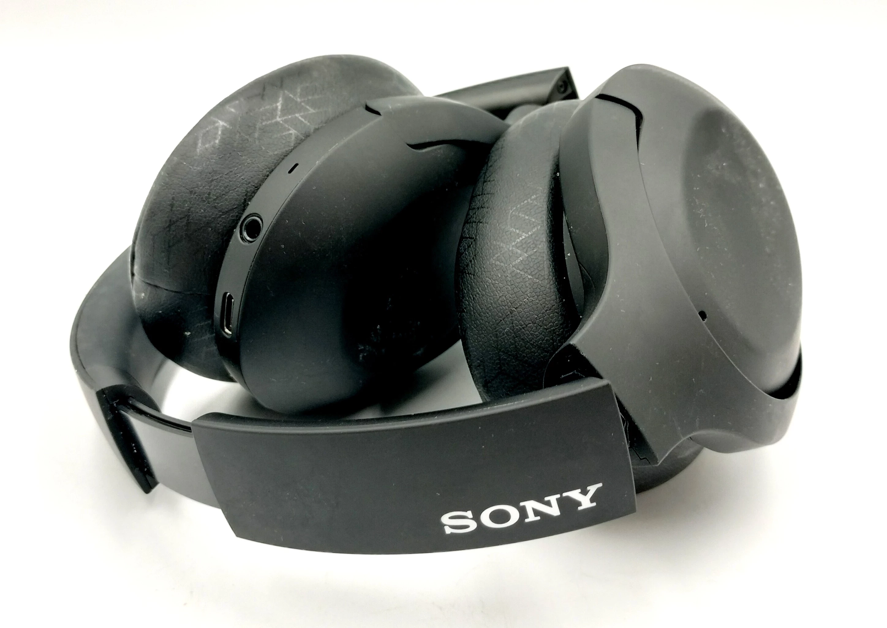 sluchawki-sony-wh-h910n-black-garbary-53-poznan