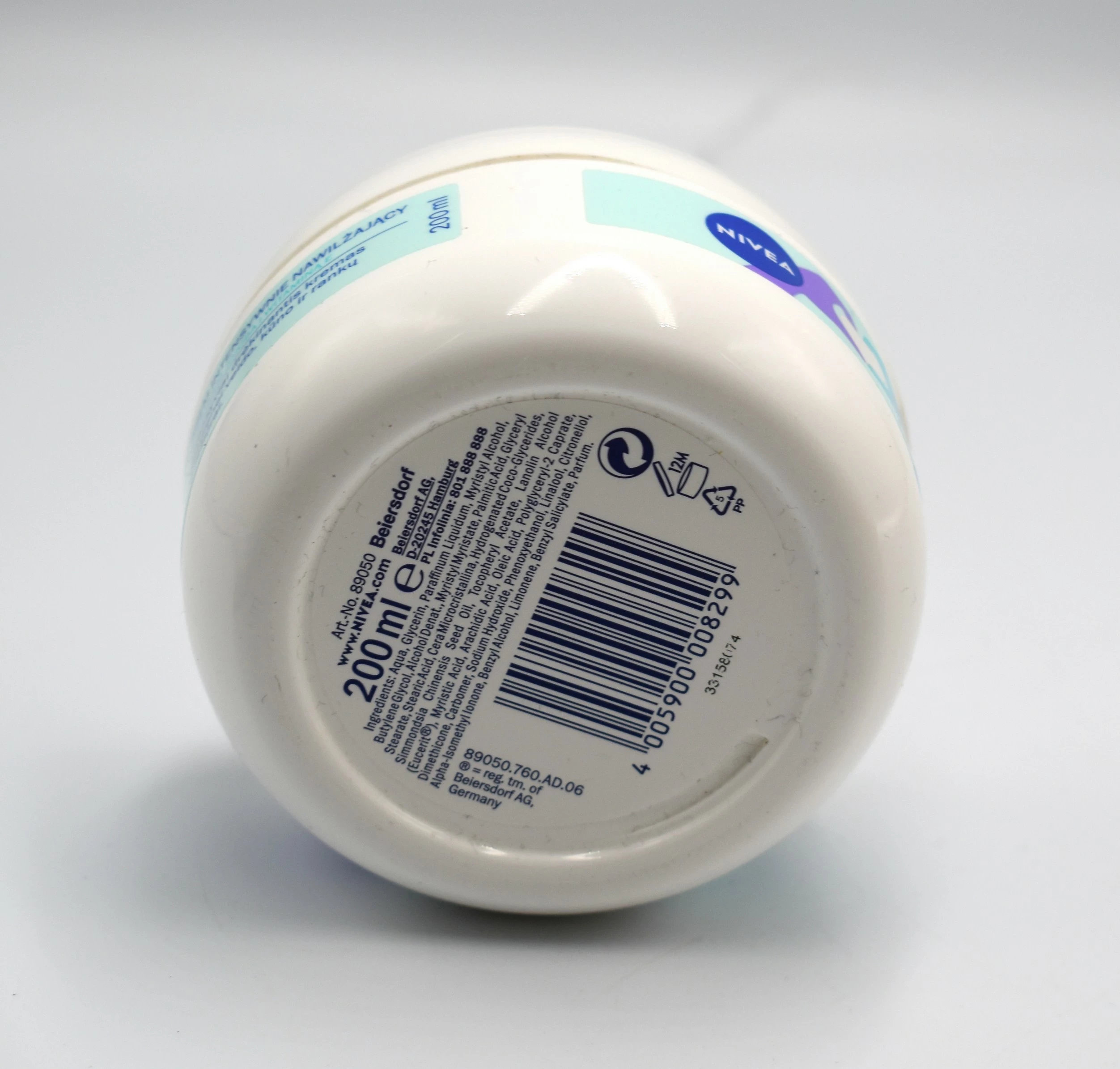 krem-nawilzajacy-do-twarzy-nivea-soft-200ml-rodzaj-215870-271998