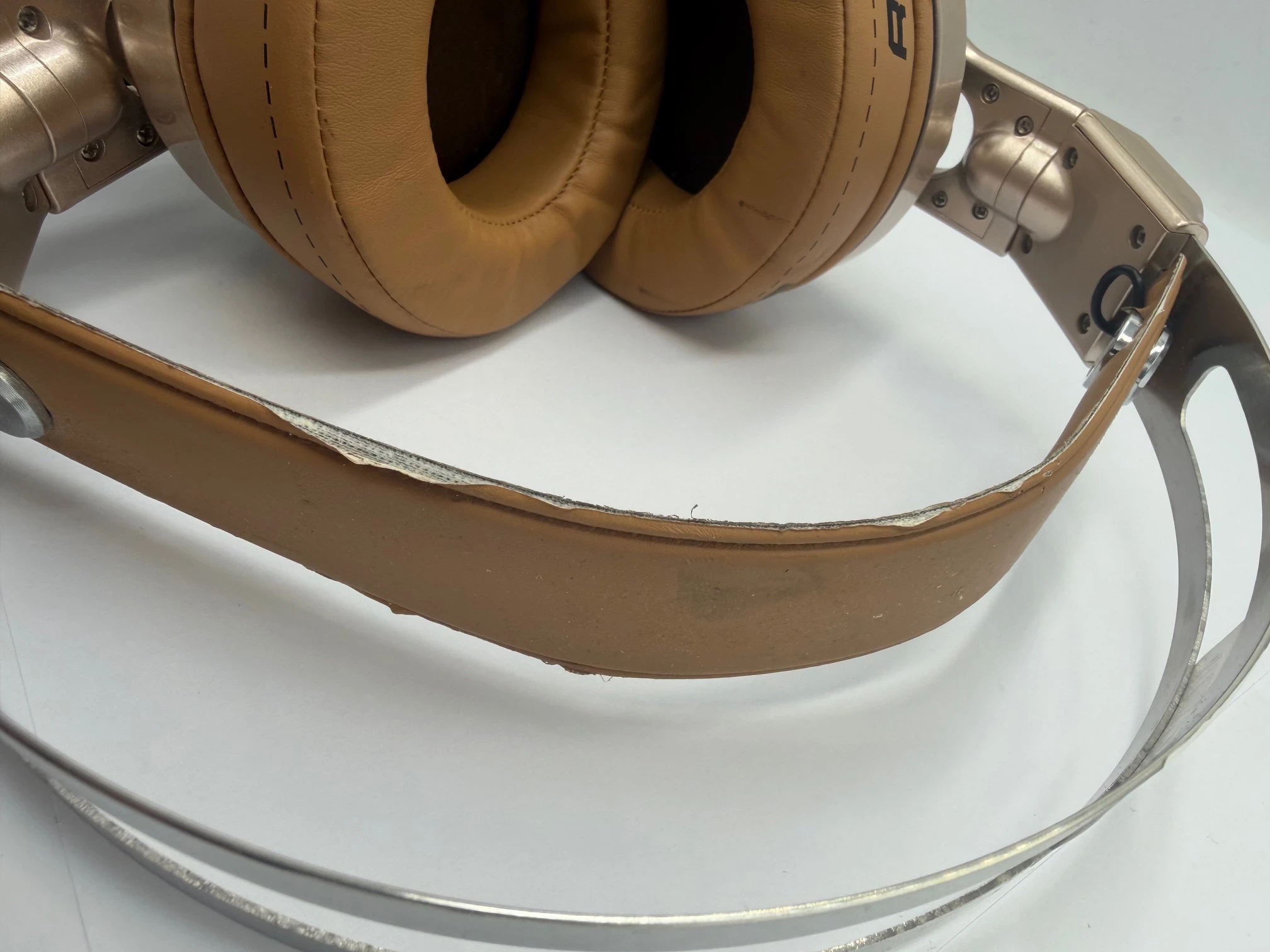 sluchawki-hiro-psi-zlote-stan-11323-2