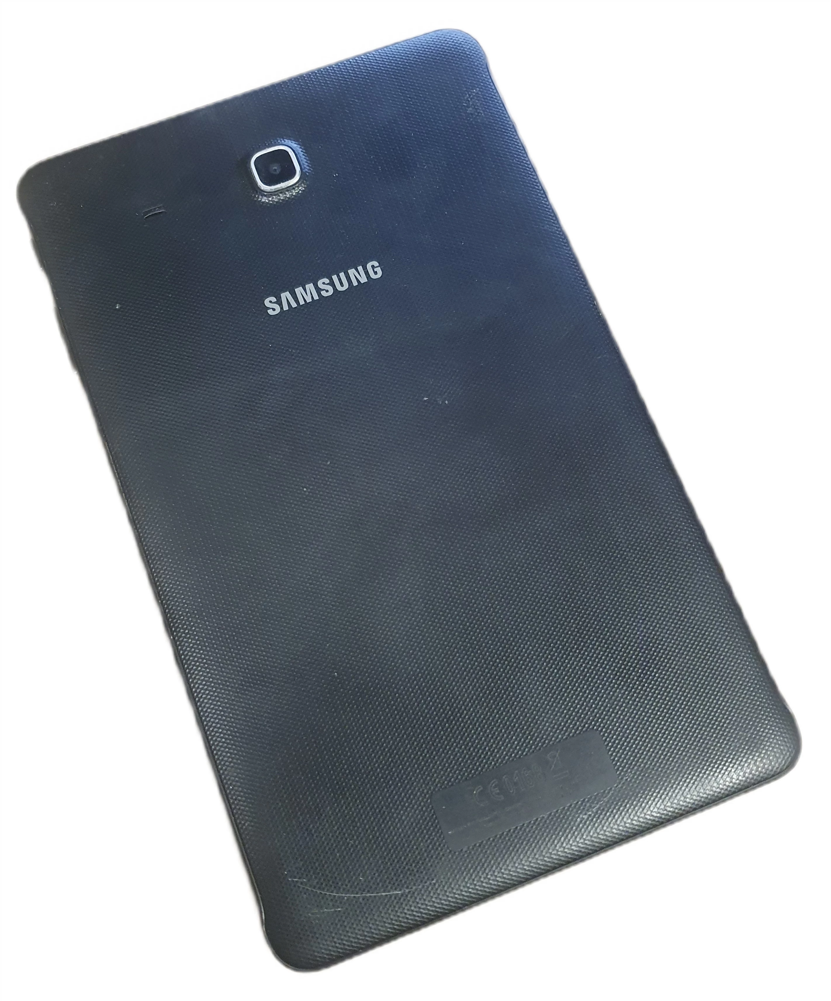 tablet-samsung-galaxy-tab-e-96-t561-przekatna-ekranu-960