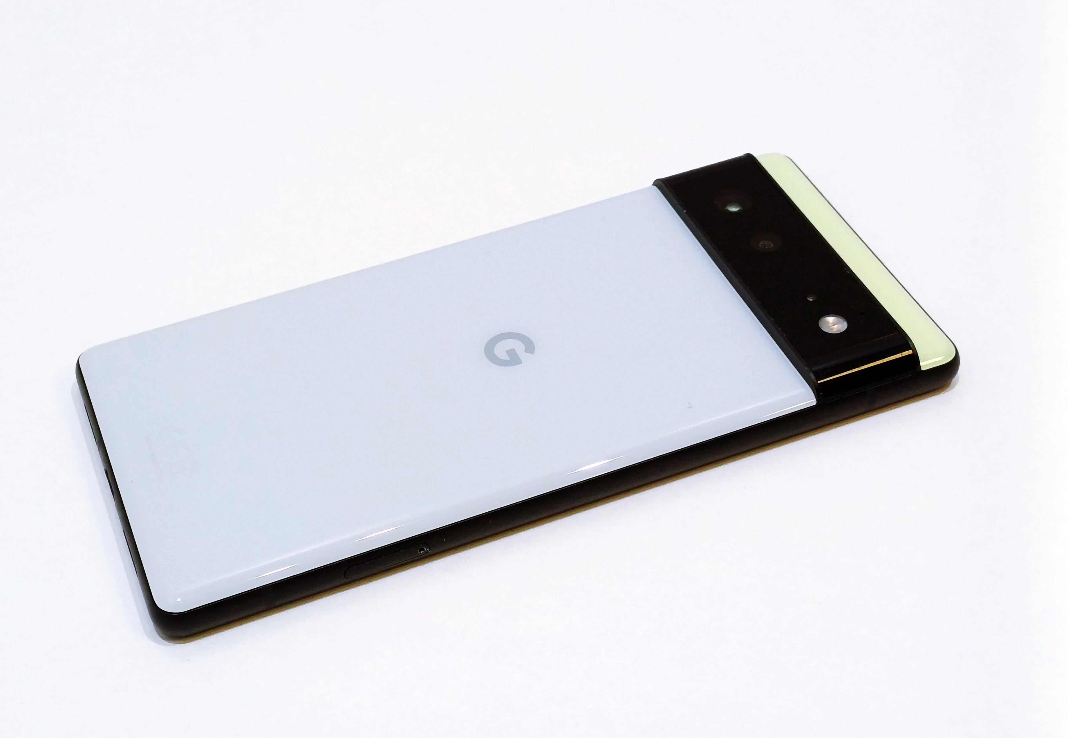 telefon-google-pixel-6-8128gb-1sim-morski-pojemnosc-akumulatora-4614