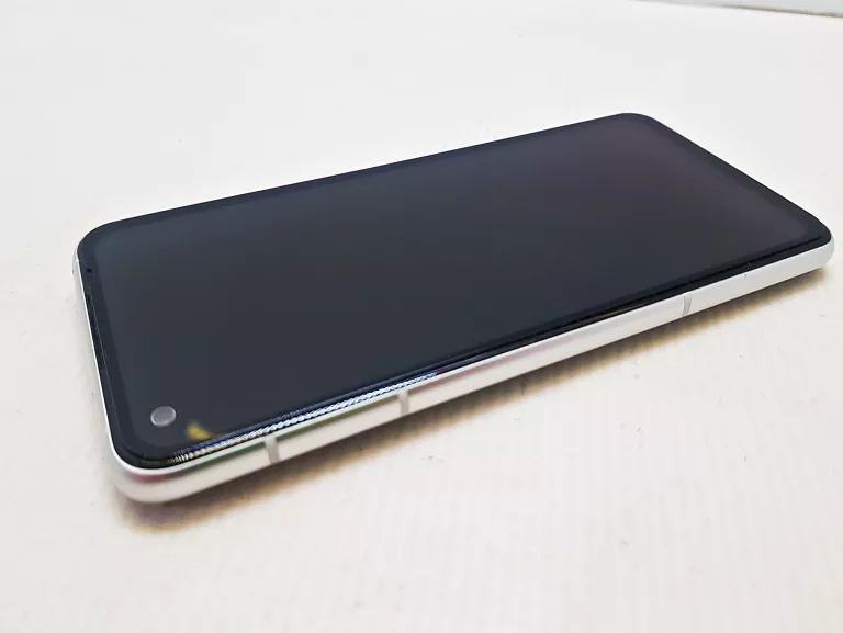 telefon-asus-zenfone-8-2568-etui-typ-202685-212929