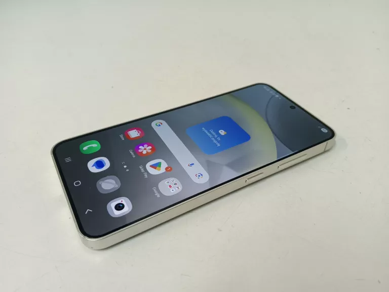 smartfon-samsung-galaxy-s24-5g-8256gb-przekatna-ekranu-620