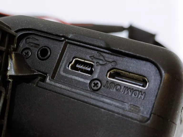 lustrzanka-canon-eos-1200d-obiektyw-18-55-is-4311-przebieg-kod-producenta-9127b023aa