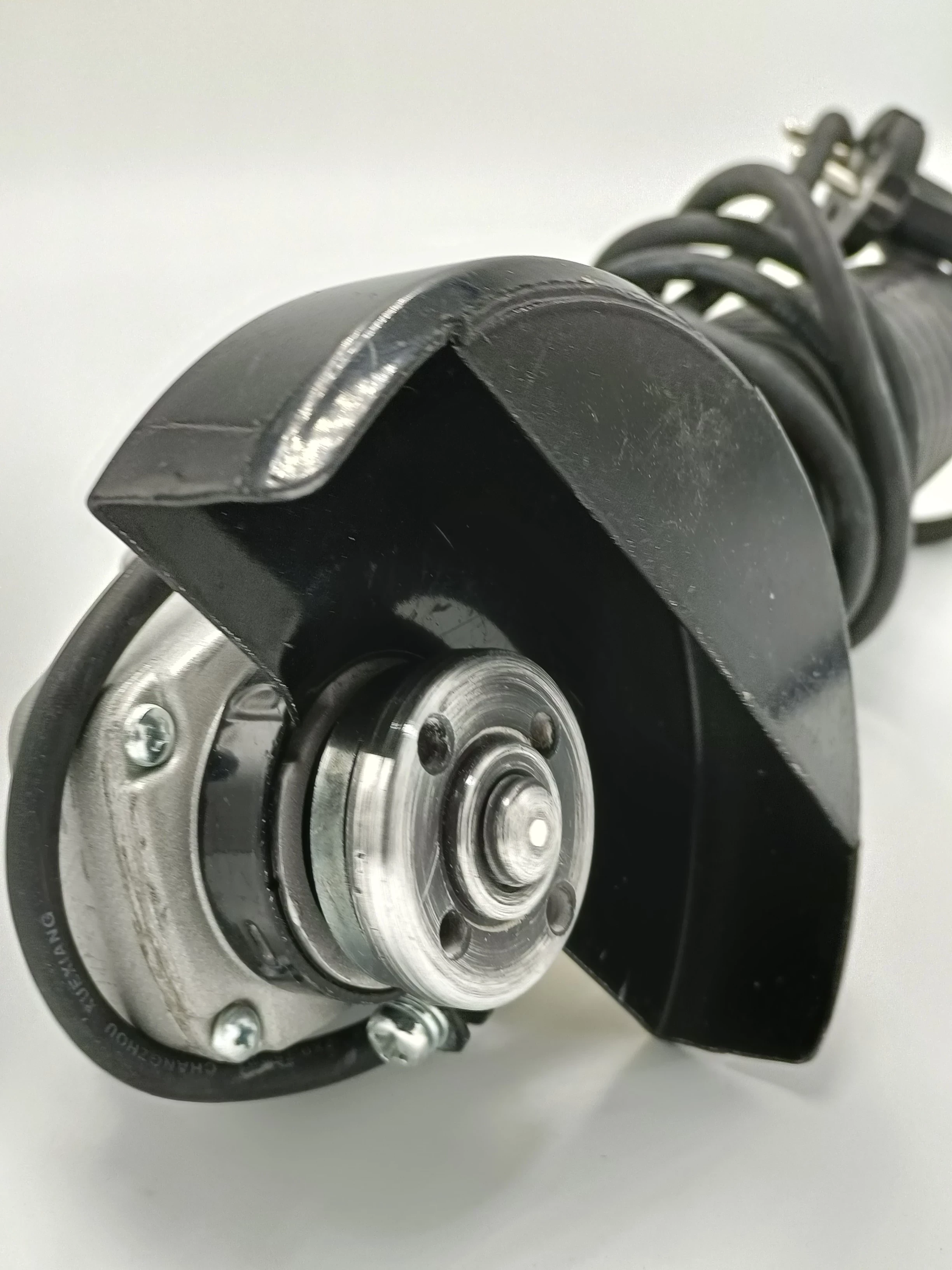 szlifierka-katowa-stanley-fmeg225vs-marka-248811-951552