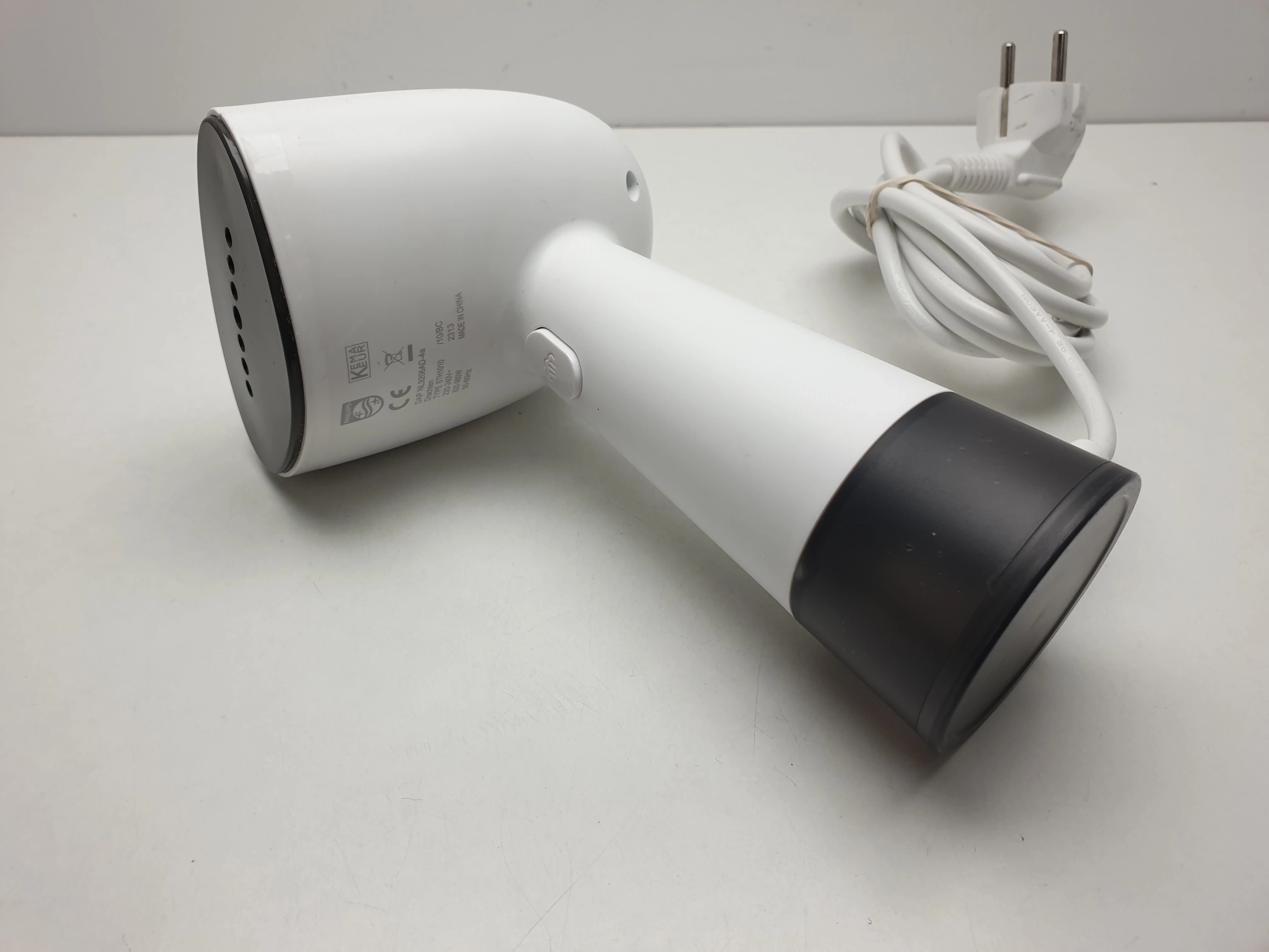 parownica-do-ubran-philips-1000-series-sth101010-moc-90000